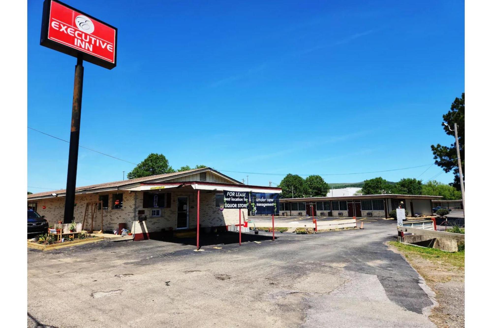 Executive Inn Mena Exterior photo